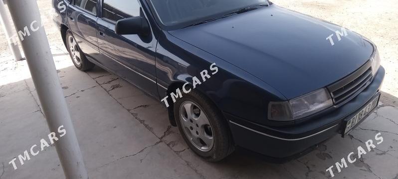 Opel Vectra 1990 - 40 000 TMT - Mary - img 3