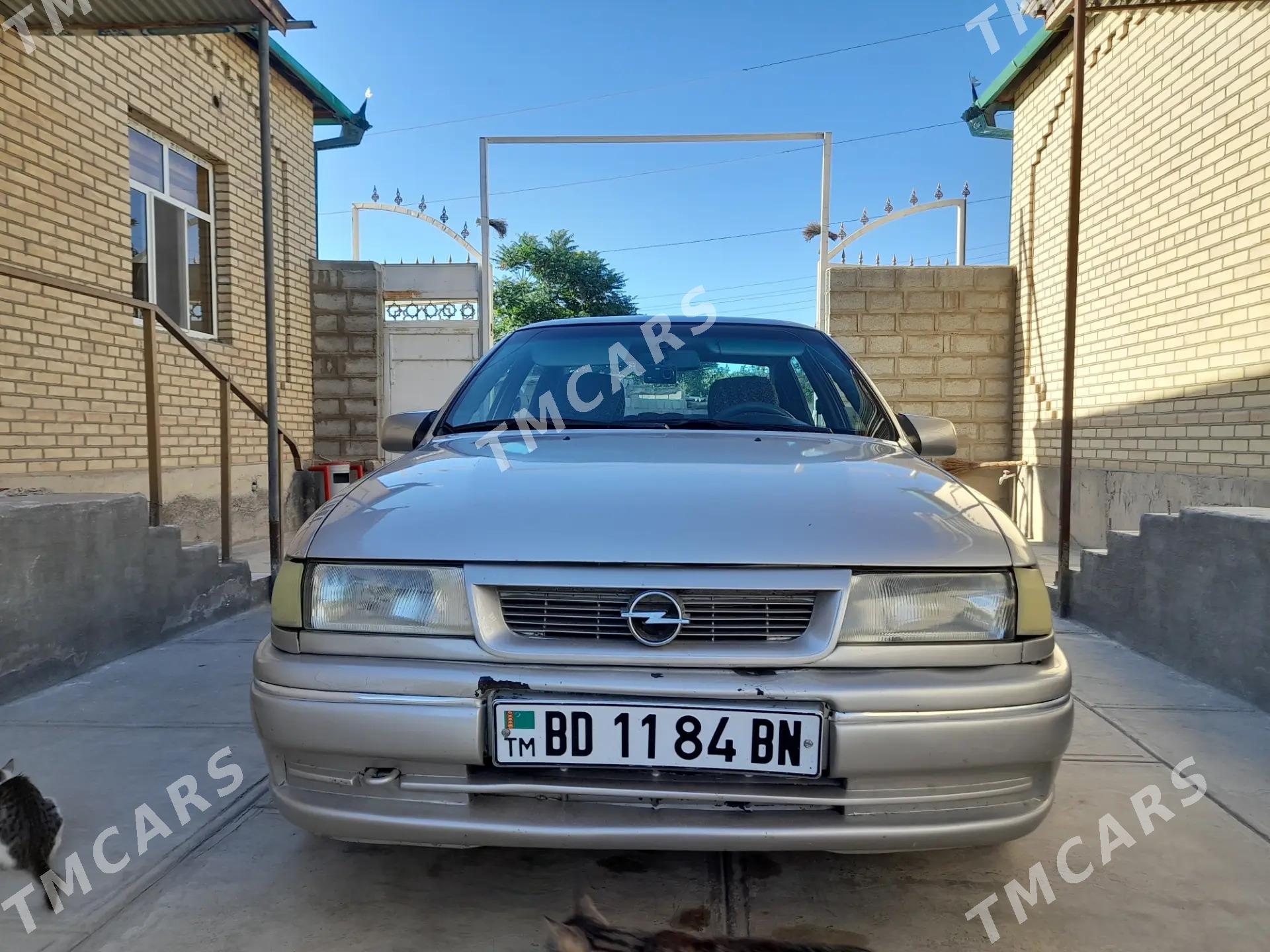 Opel Vectra 1993 - 39 000 TMT - Gyzylarbat - img 2
