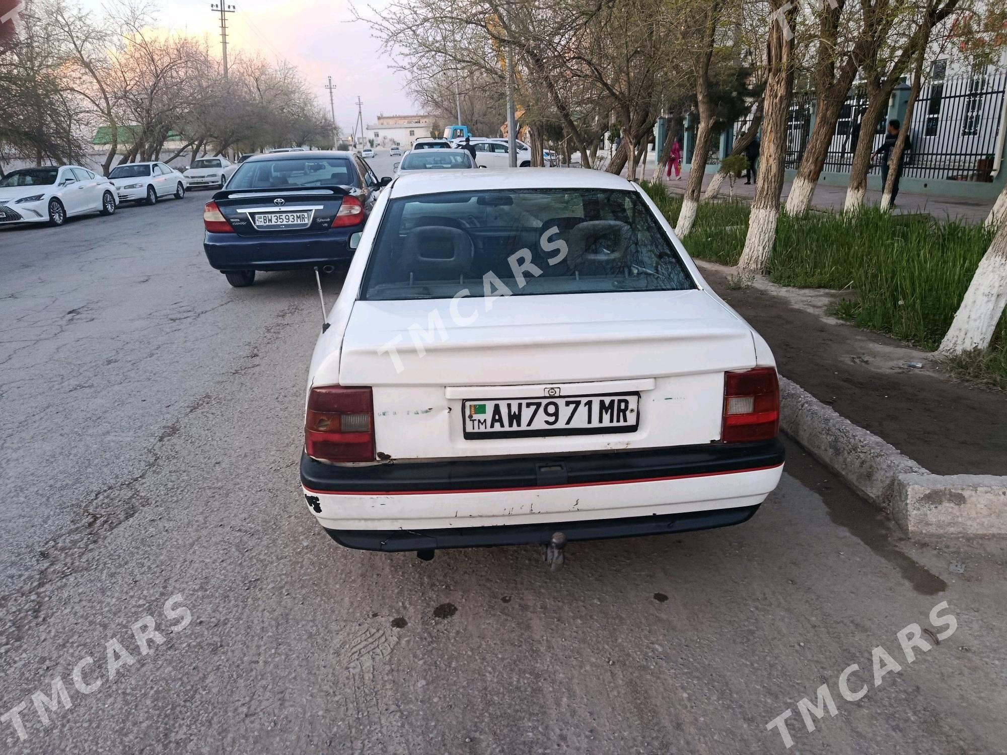 Opel Vectra 1991 - 26 000 TMT - Mary - img 7