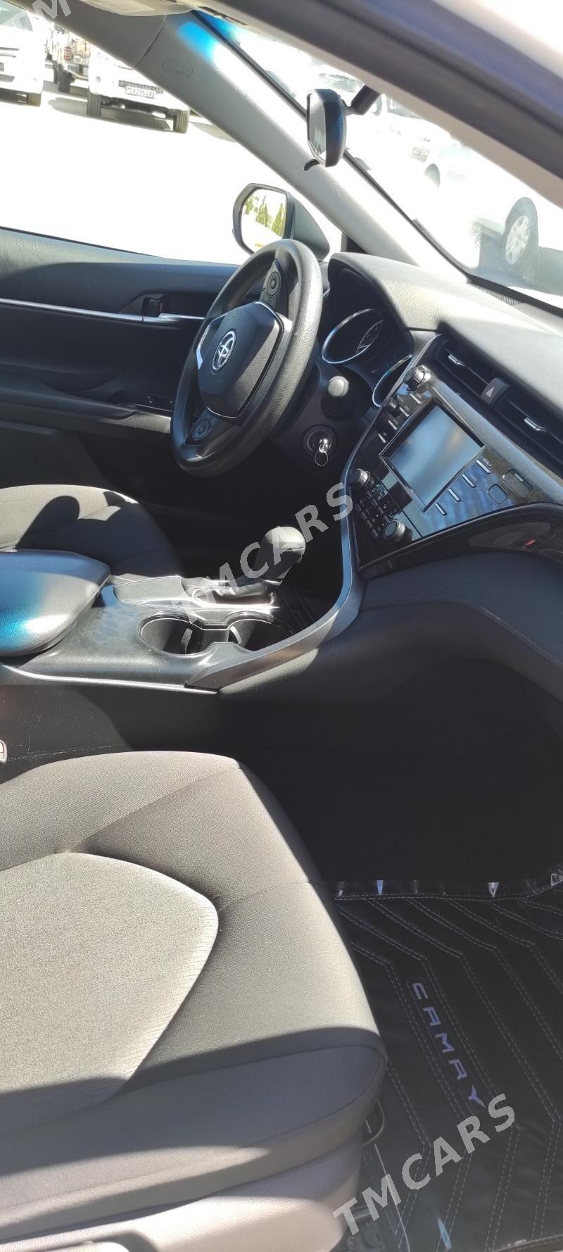 Toyota Camry 2019 - 273 000 TMT - Aşgabat - img 9