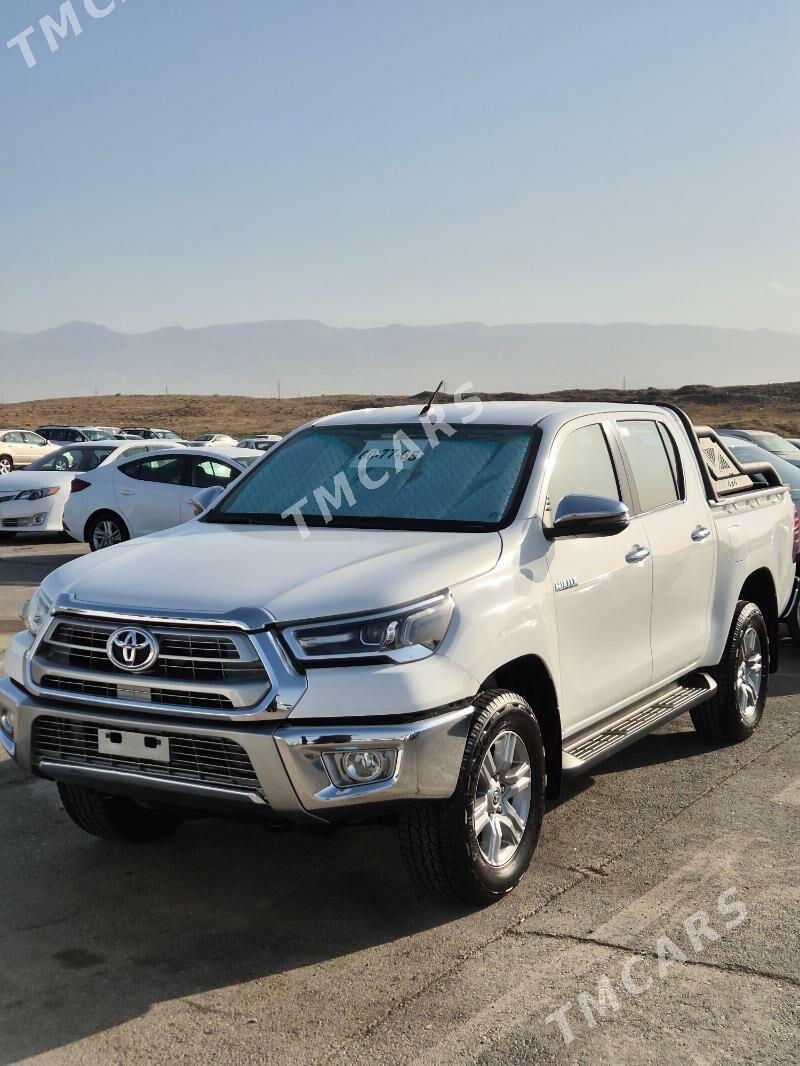 Toyota Hilux 2021 - 545 000 TMT - Ашхабад - img 1
