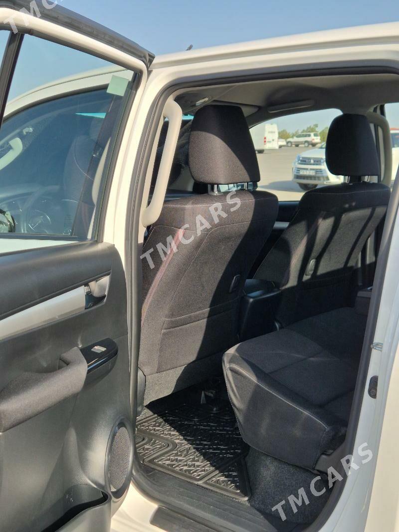 Toyota Hilux 2021 - 545 000 TMT - Ашхабад - img 6