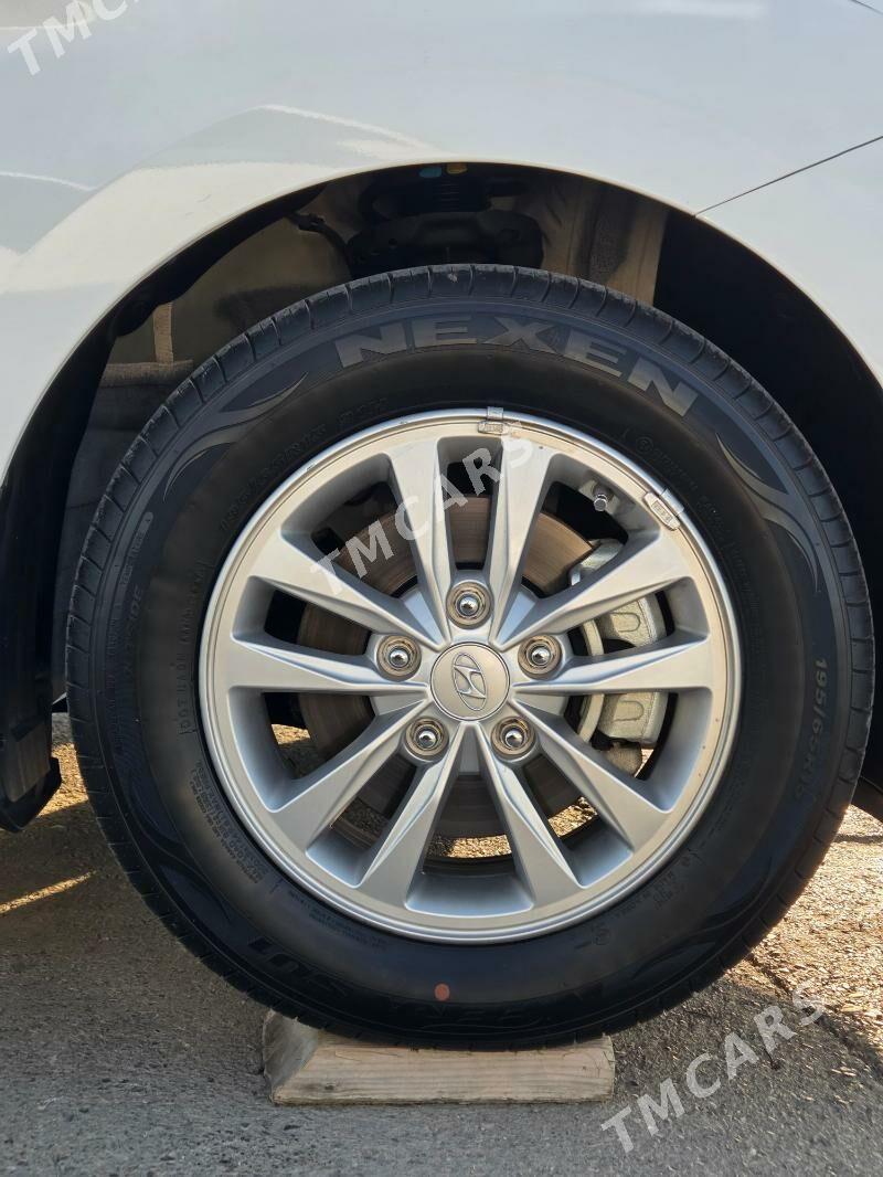 Hyundai Elantra 2019 - 215 000 TMT - Ашхабад - img 8