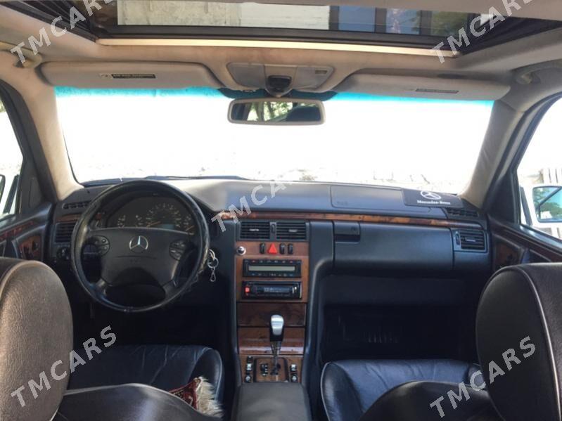 Mercedes-Benz E320 2002 - 115 000 TMT - Туркменбаши - img 8