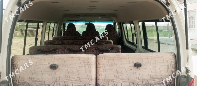 Toyota Hiace 2013 - 440 000 TMT - Baýramaly - img 4