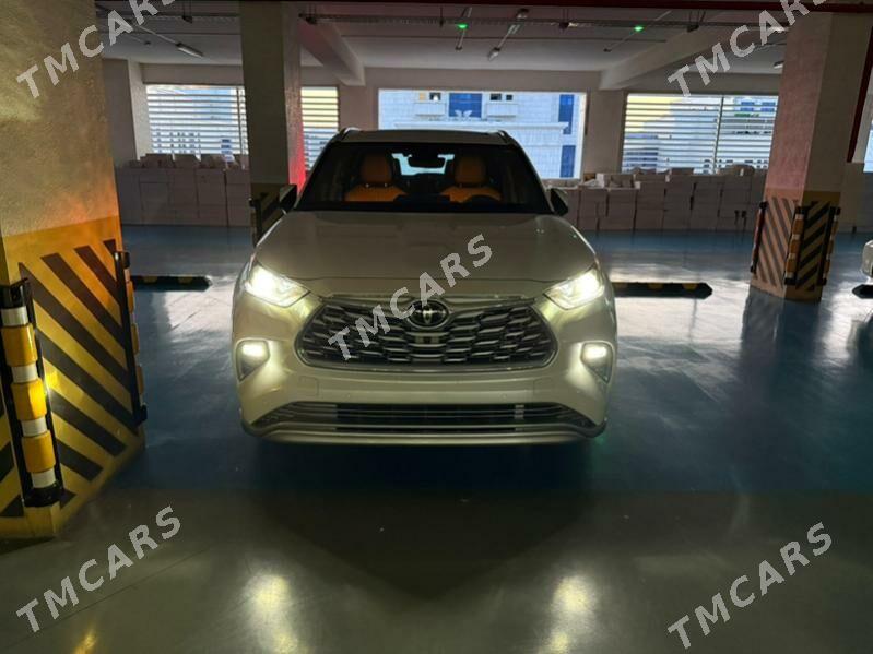 Toyota Highlander 2022 - 1 000 000 TMT - Arçabil şaýoly - img 5