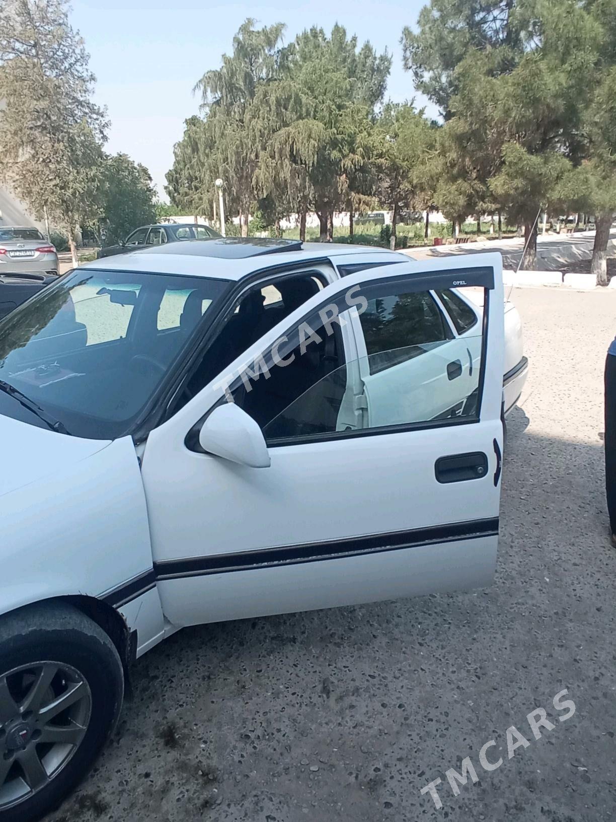 Opel Vectra 1993 - 35 000 TMT - Farap - img 6
