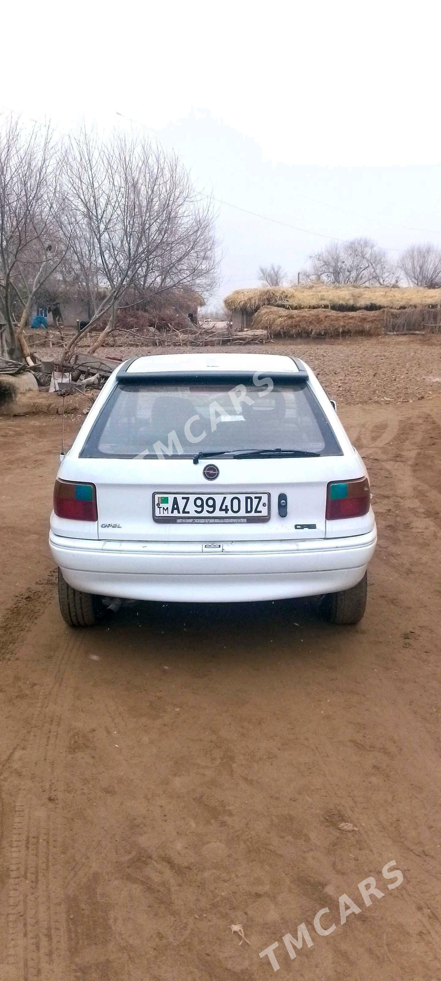 Opel Astra 1993 - 26 000 TMT - Gubadag - img 4