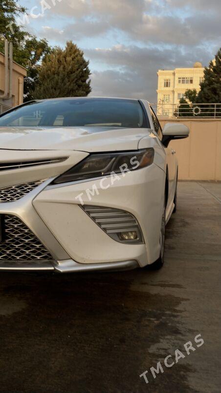 Toyota Camry 2018 - 295 000 TMT - Ашхабад - img 4