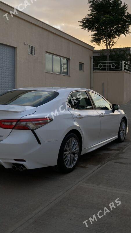 Toyota Camry 2018 - 295 000 TMT - Ашхабад - img 2