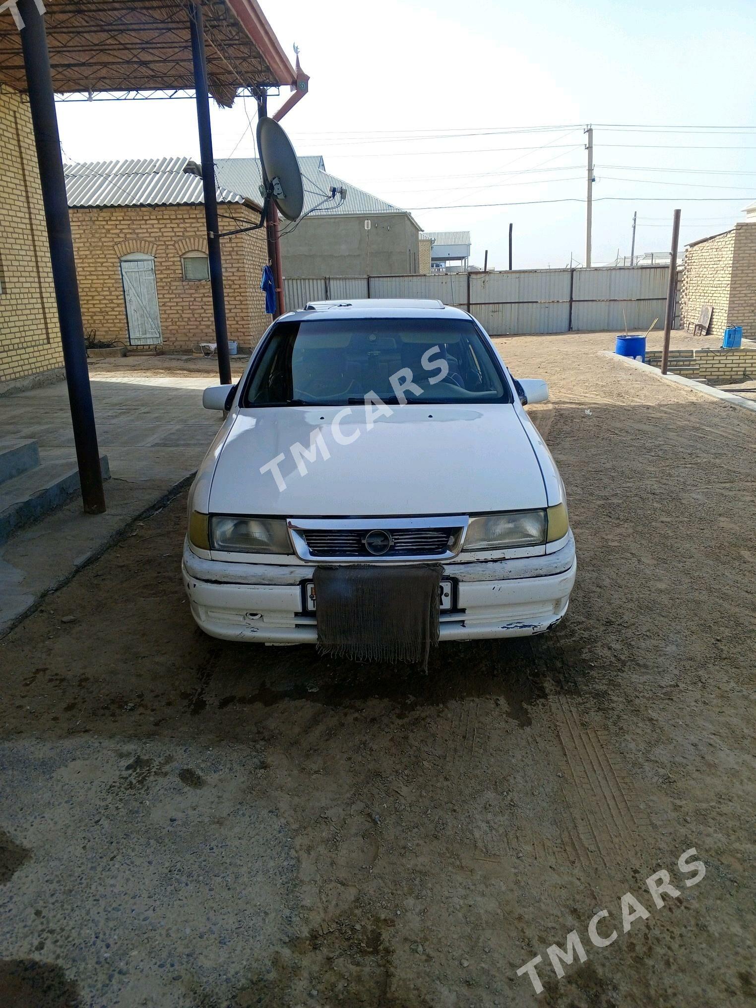 Opel Vectra 1991 - 33 000 TMT - Murgap - img 3
