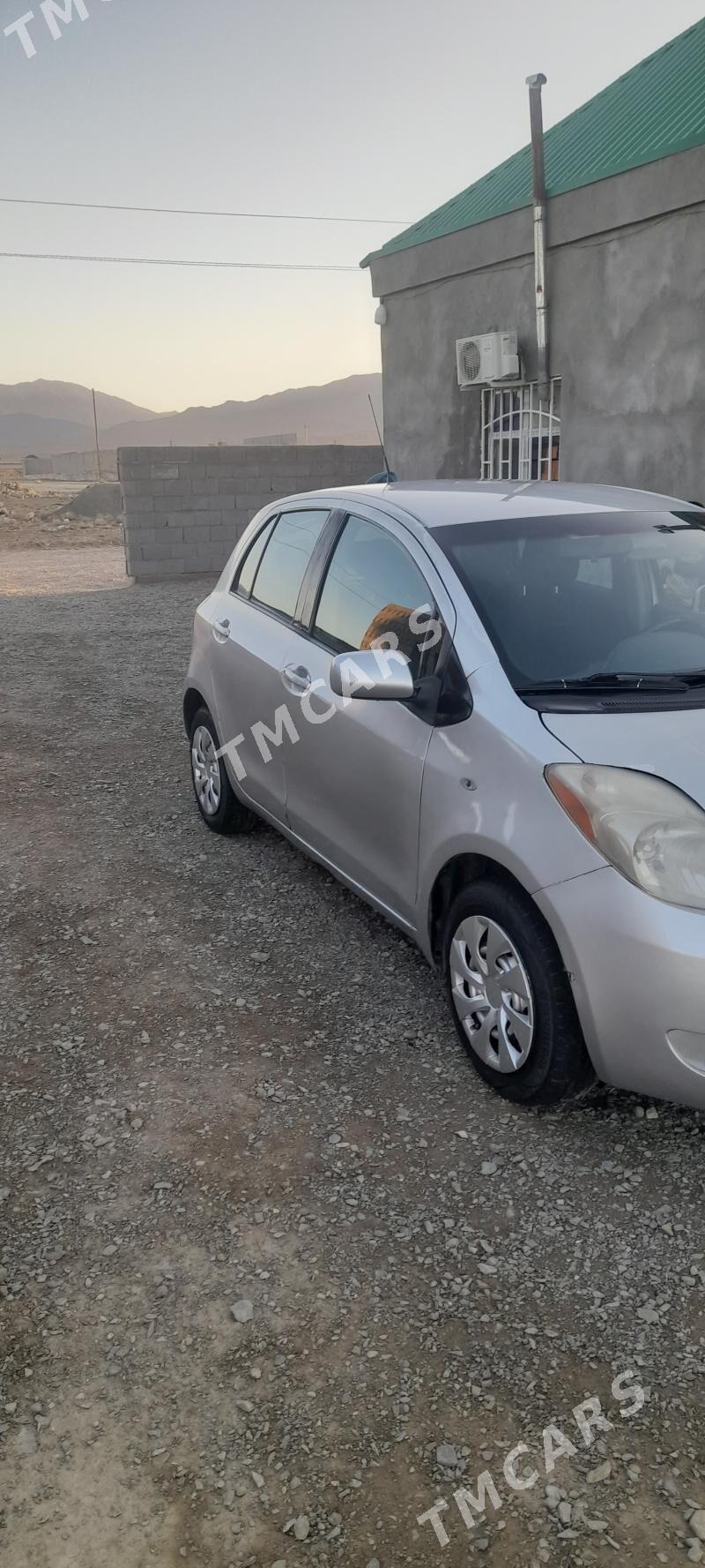 Toyota Yaris 2007 - 79 000 TMT - Bäherden - img 2