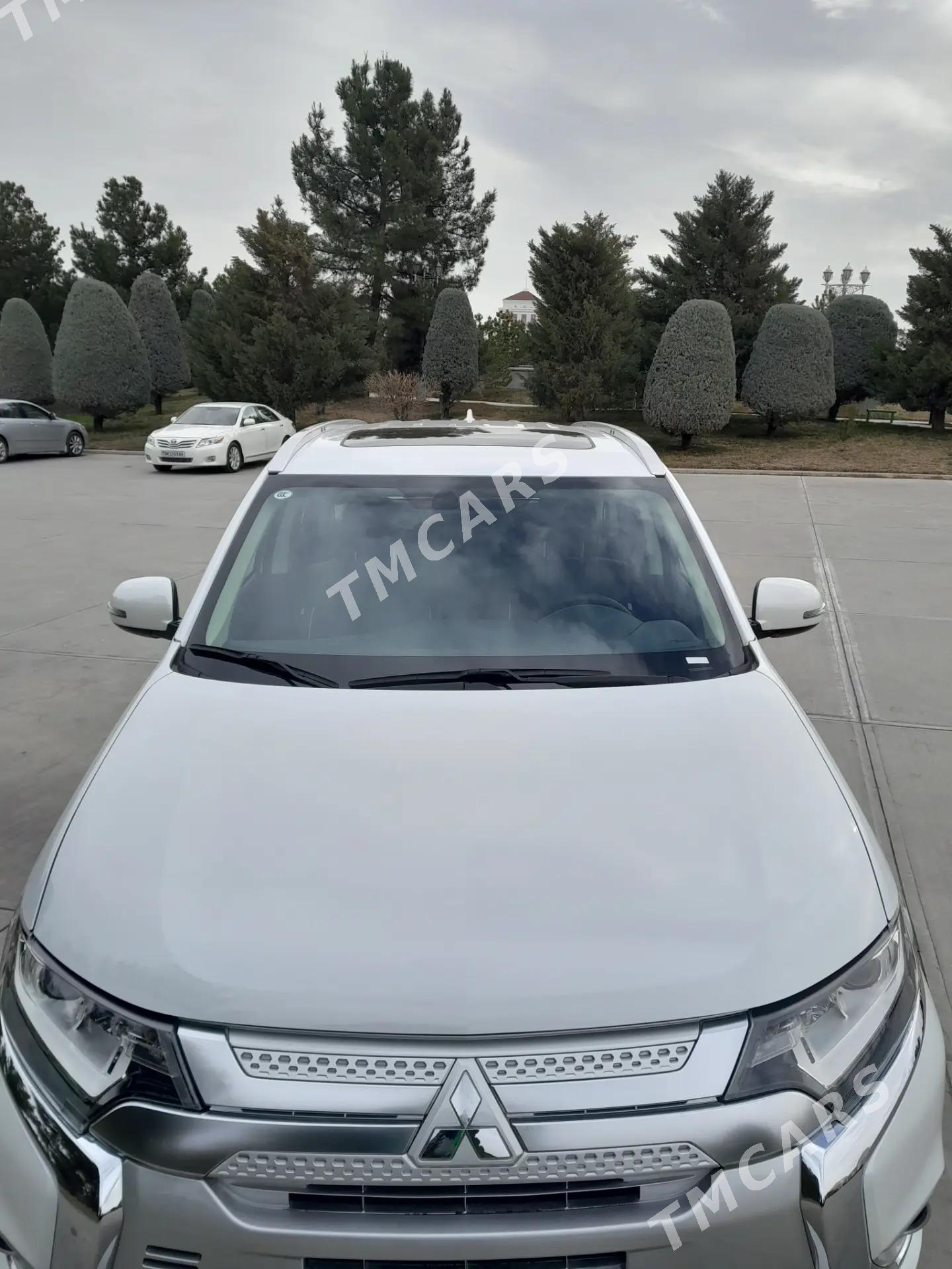 Mitsubishi Outlander 2022 - 300 000 TMT - Aşgabat - img 3