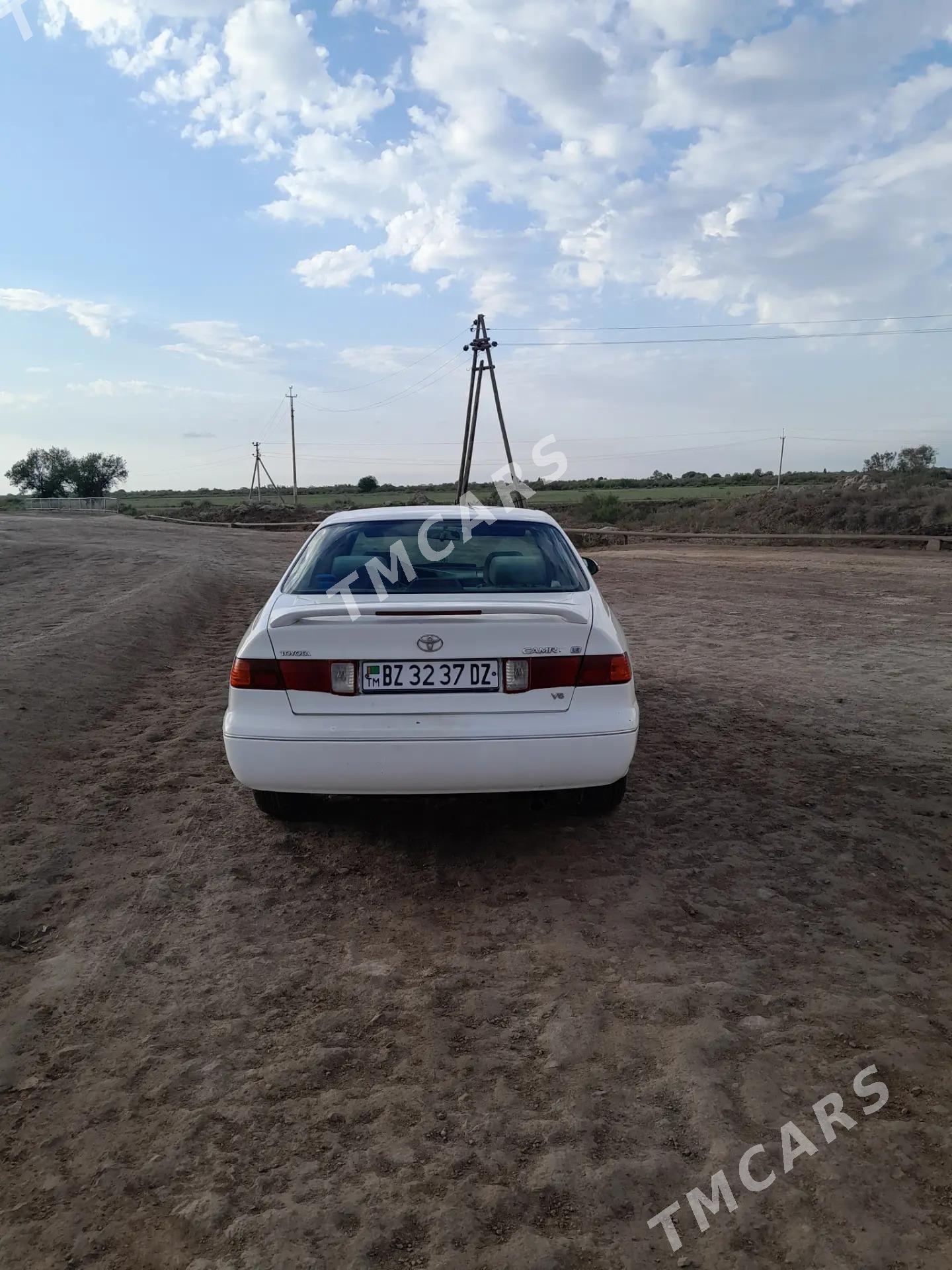 Toyota Camry 1999 - 140 000 TMT - Akdepe - img 4