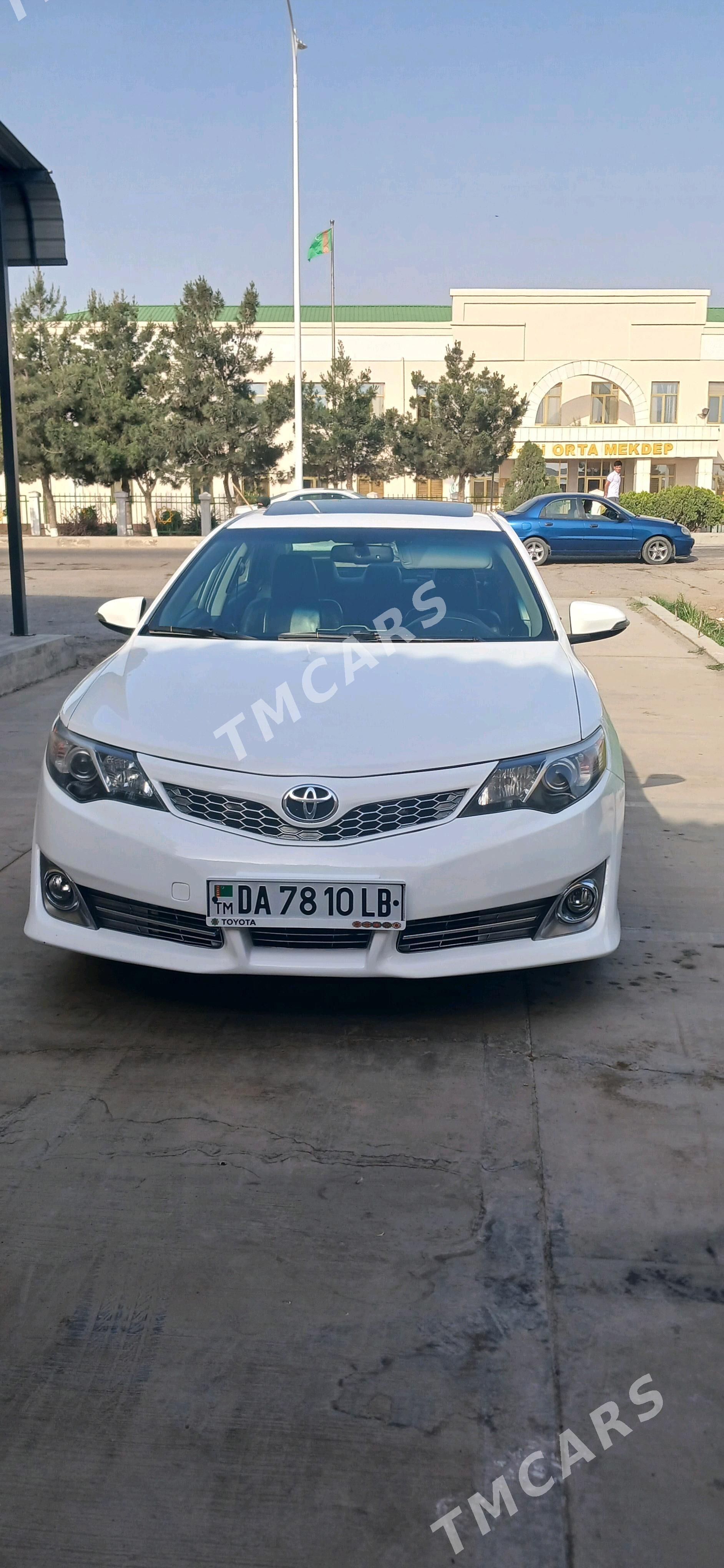 Toyota Camry 2012 - 200 000 TMT - Dänew - img 7