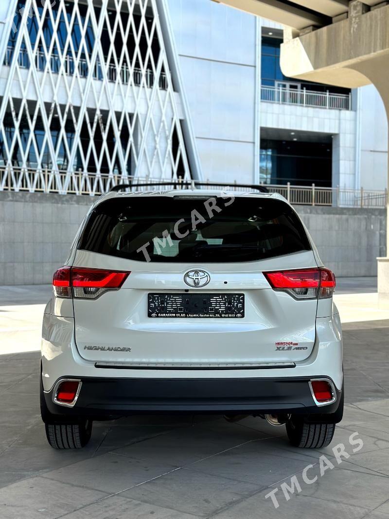 Toyota Highlander 2018 - 460 000 TMT - Aşgabat - img 4