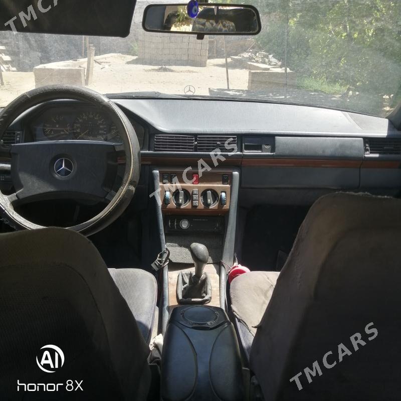 Mercedes-Benz 230E 1998 - 16 000 TMT - Jebel - img 2