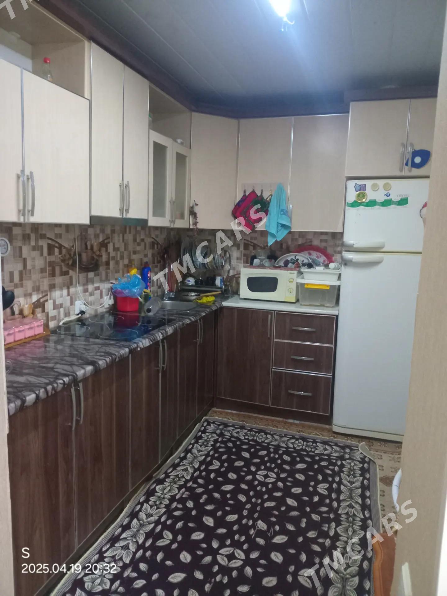 10 mkrn - Aşgabat - img 2