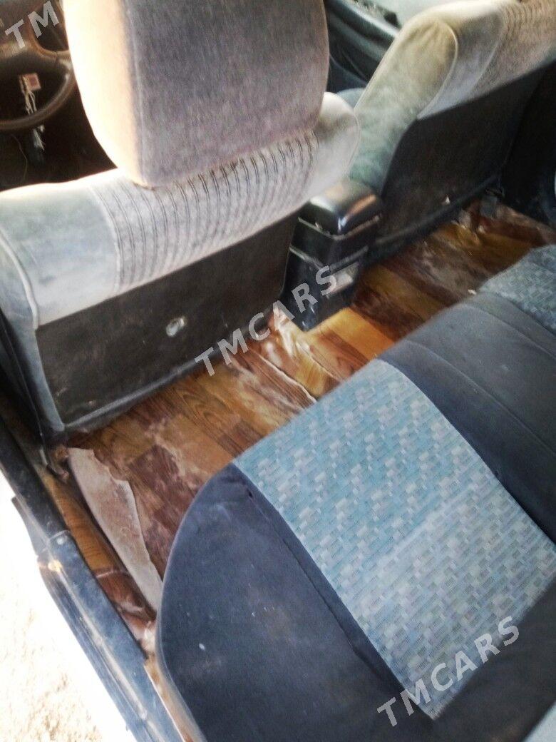 Toyota Carina 1995 - 34 000 TMT - Kerki - img 2