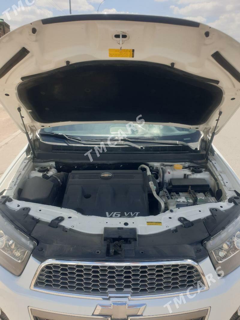 Chevrolet Captiva 2011 - 150 000 TMT - Дашогуз - img 2