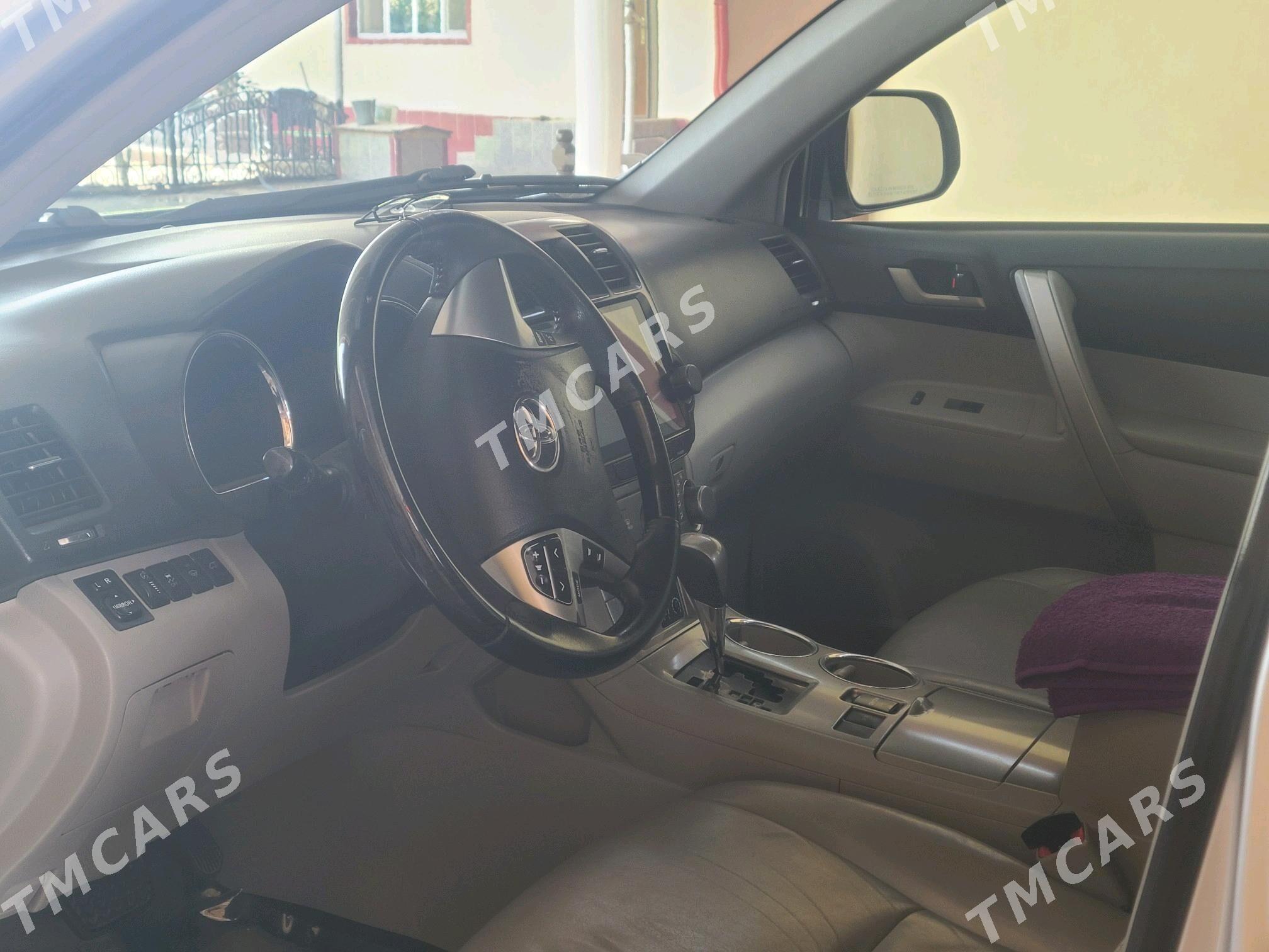 Toyota Highlander 2012 - 350 000 TMT - Мары - img 6