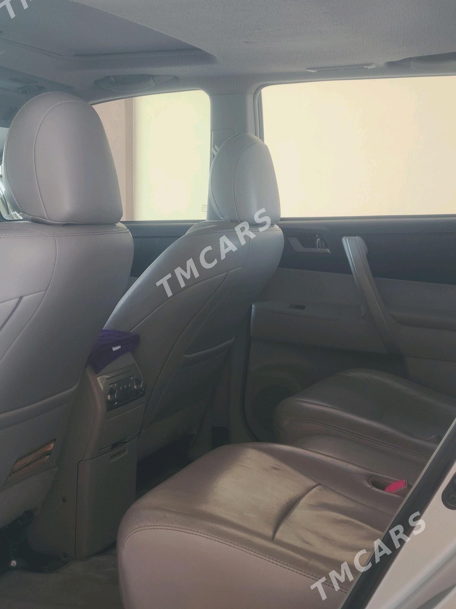 Toyota Highlander 2012 - 350 000 TMT - Мары - img 5