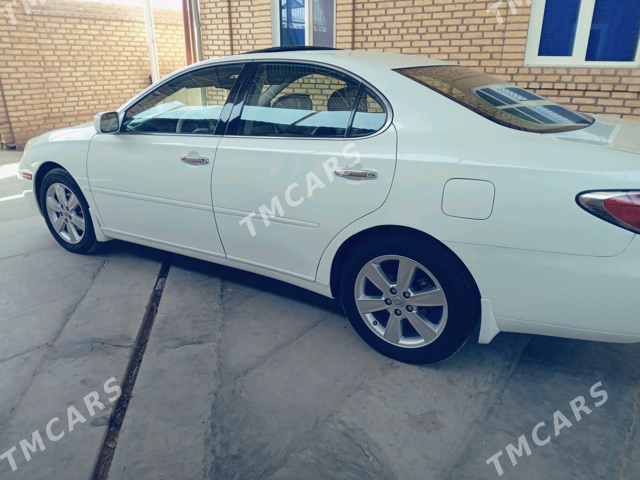 Lexus ES 300 2002 - 175 000 TMT - Mary - img 8