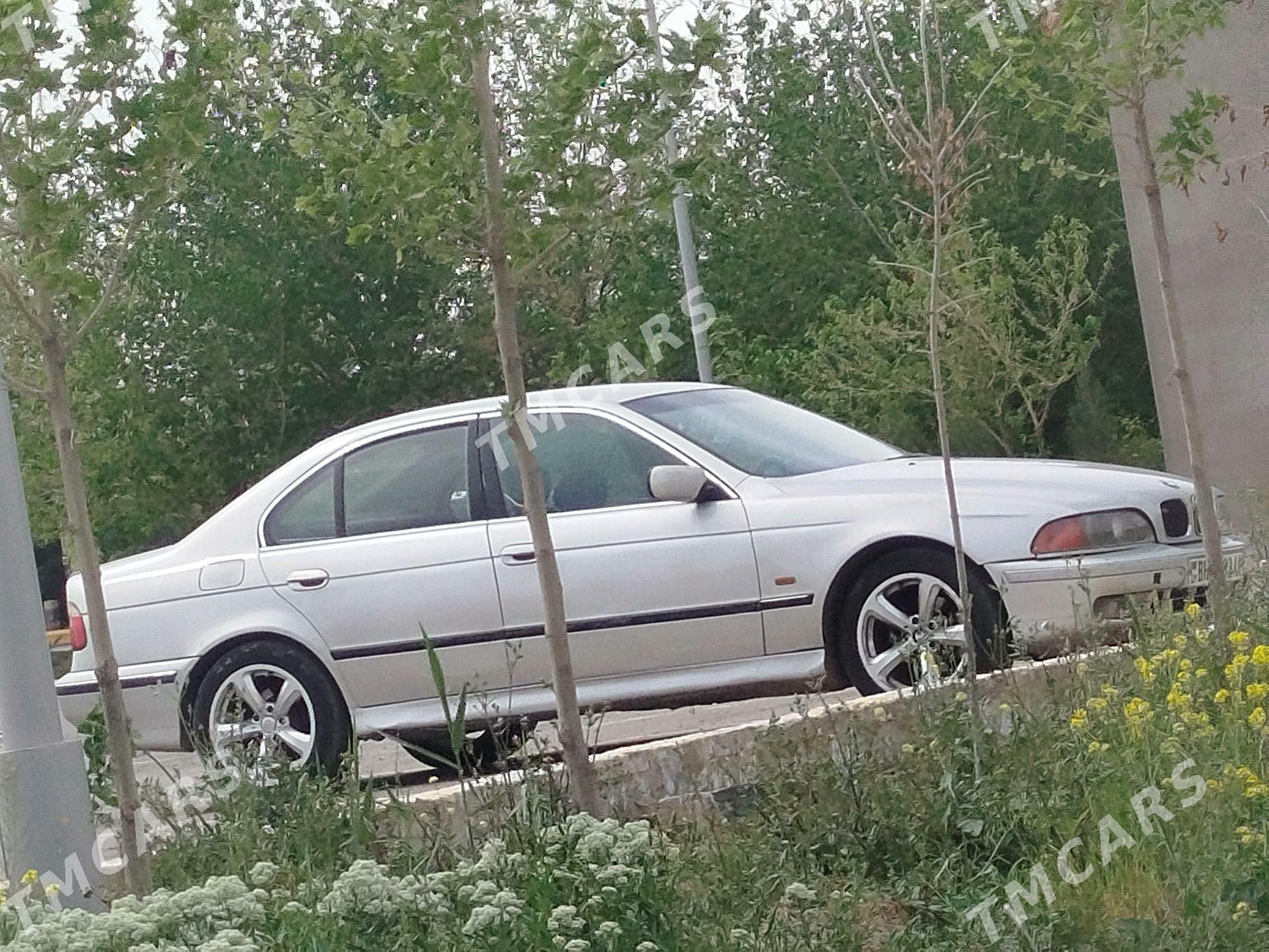 BMW E39 1998 - 65 000 TMT - Änew - img 5