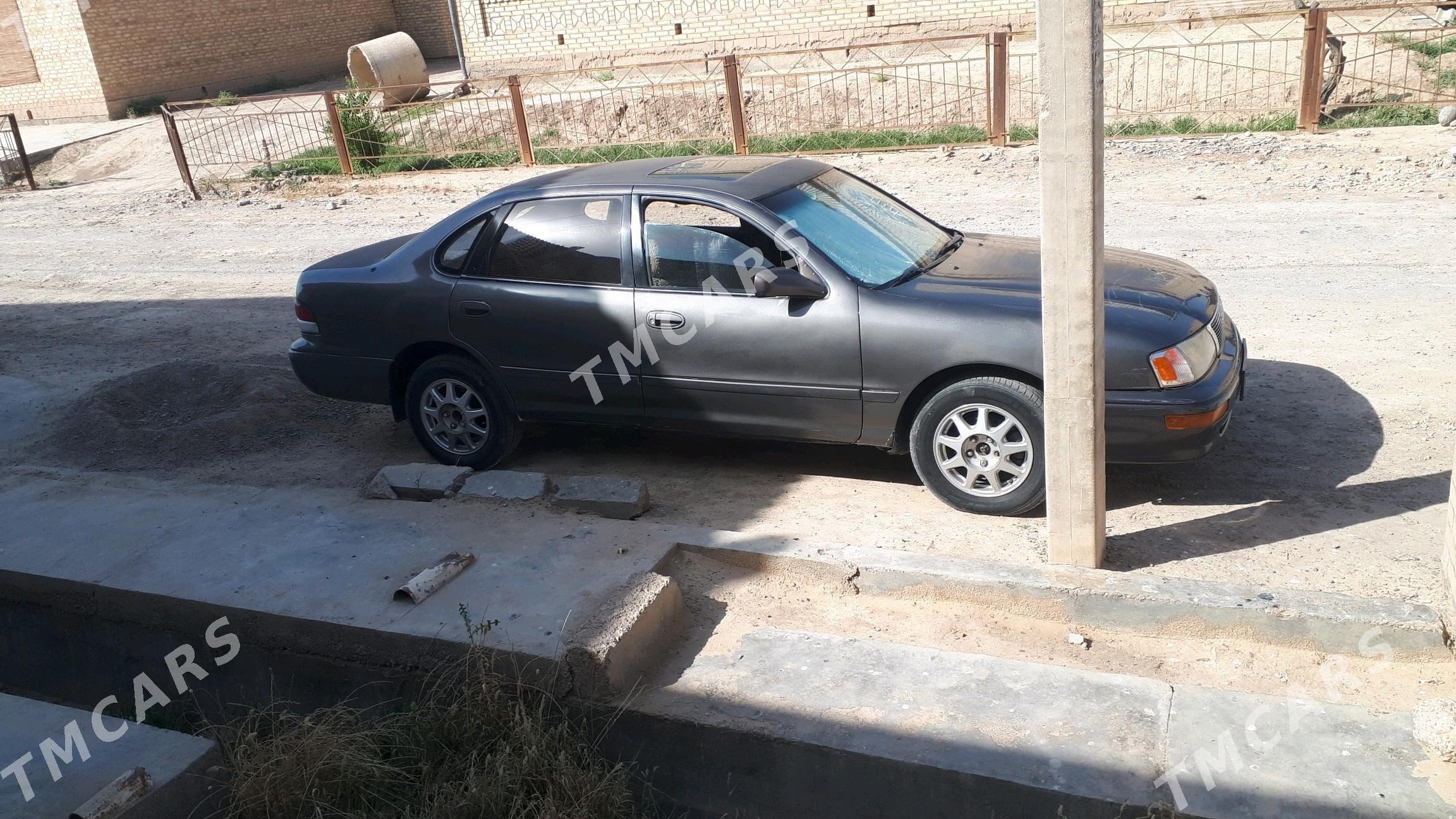 Toyota Avalon 1995 - 75 000 TMT - Wekilbazar - img 2