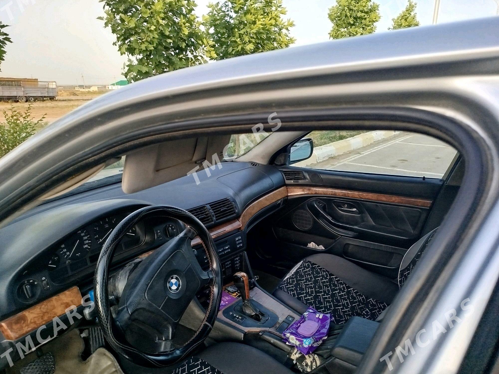 BMW E39 1998 - 65 000 TMT - Änew - img 2