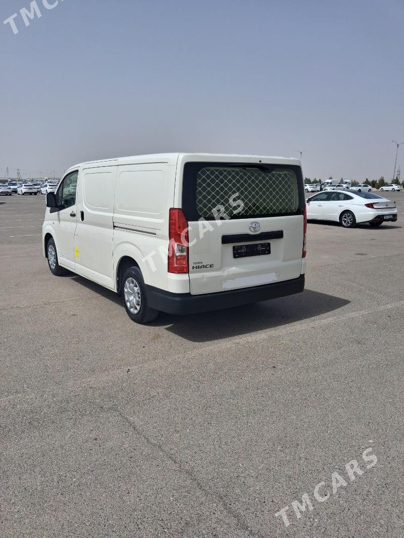 Toyota Hiace 2021 - 473 000 TMT - Ашхабад - img 3