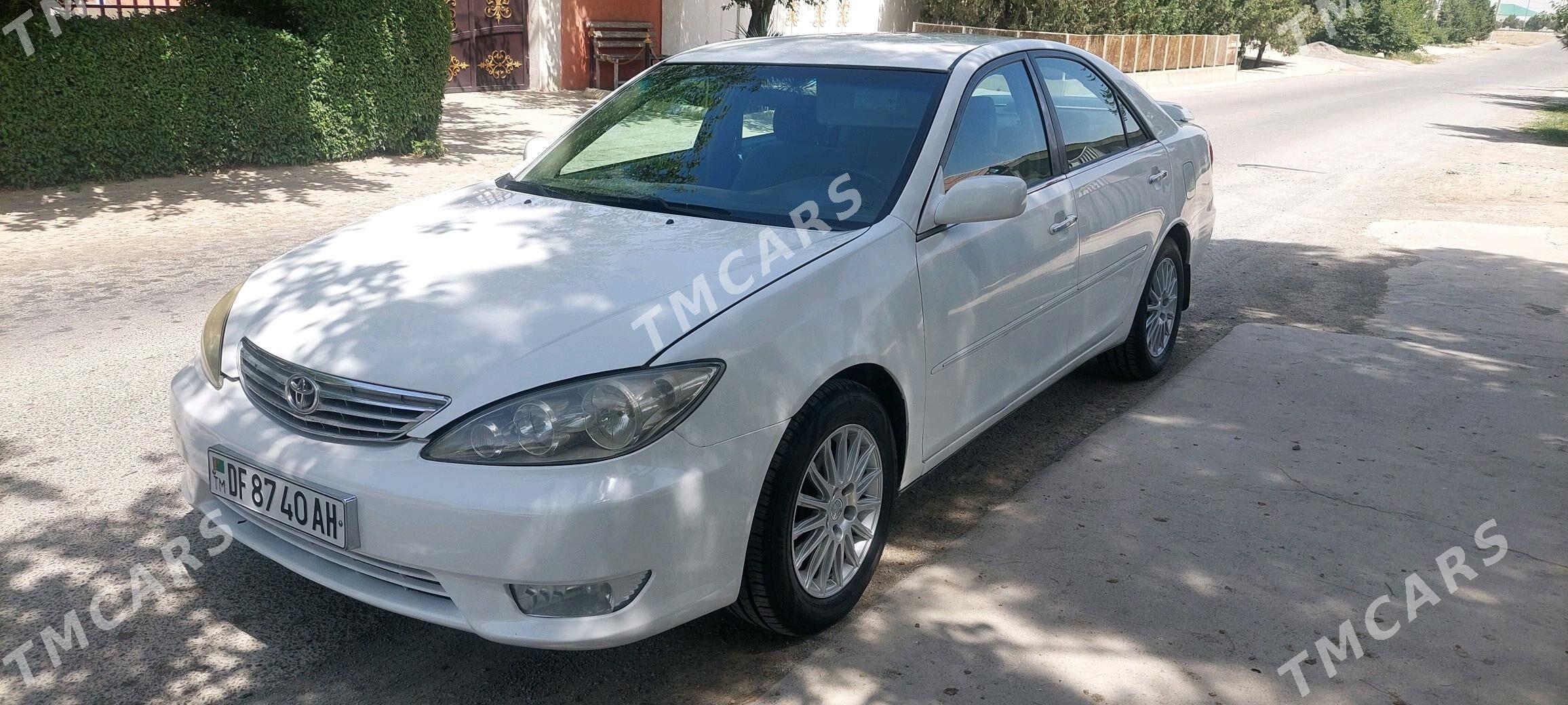 Toyota Camry 2003 - 119 000 TMT - Bäherden - img 3