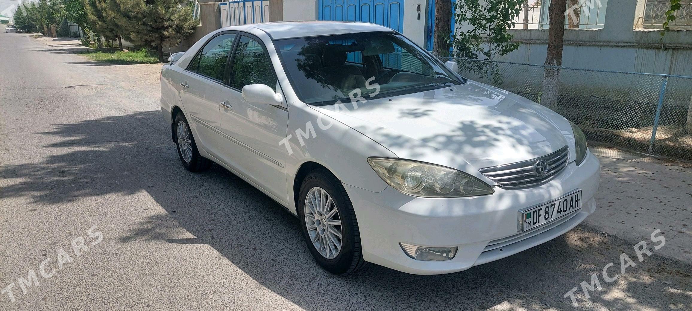 Toyota Camry 2003 - 119 000 TMT - Bäherden - img 2