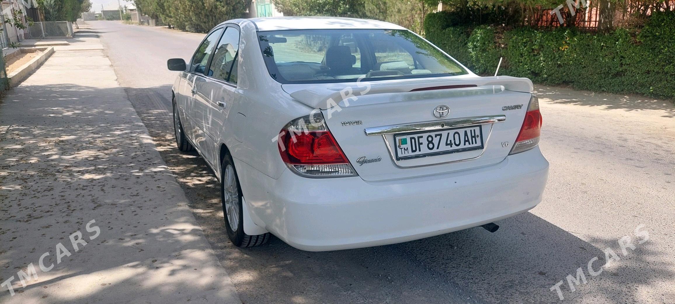 Toyota Camry 2003 - 119 000 TMT - Bäherden - img 4