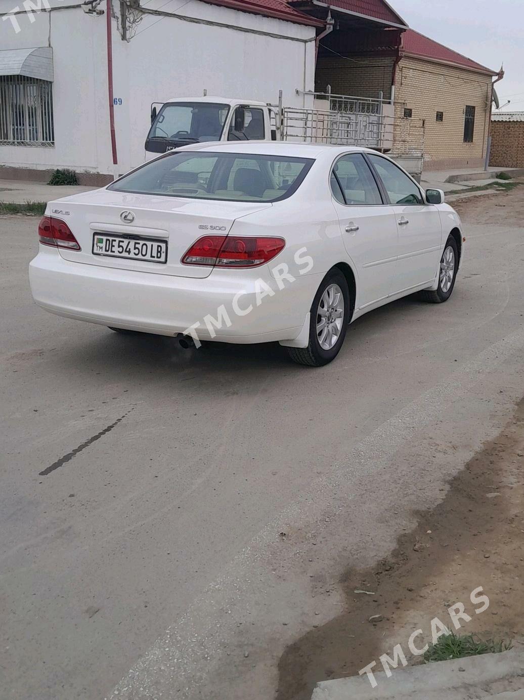Lexus ES 300 2002 - 170 000 TMT - Serhetabat (Guşgy) - img 4