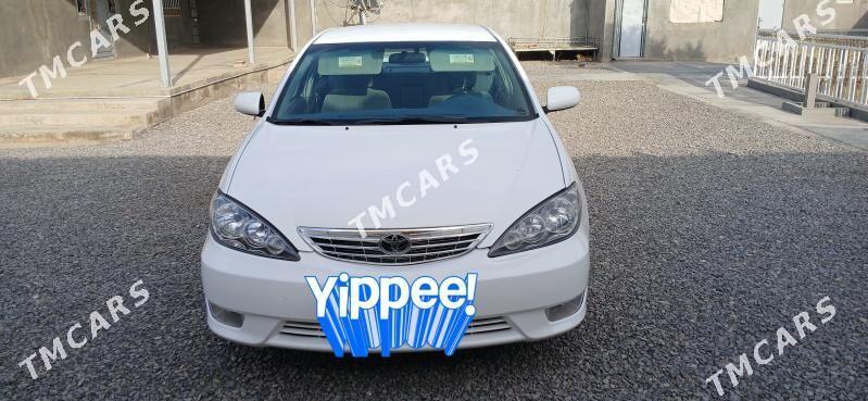 Toyota Camry 2003 - 170 000 TMT - Гызыларбат - img 3
