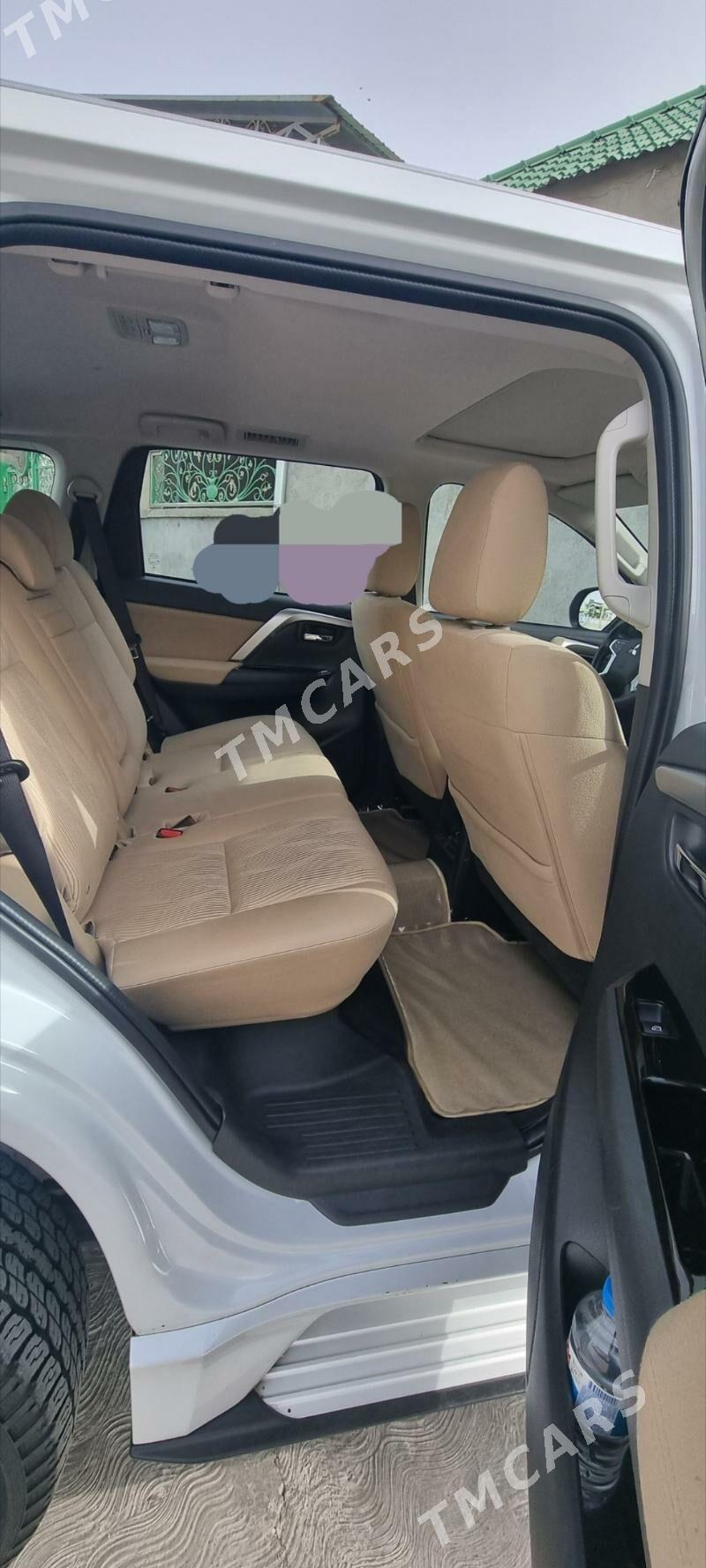 Mitsubishi Pajero 2020 - 400 000 TMT - Gurtly - img 3