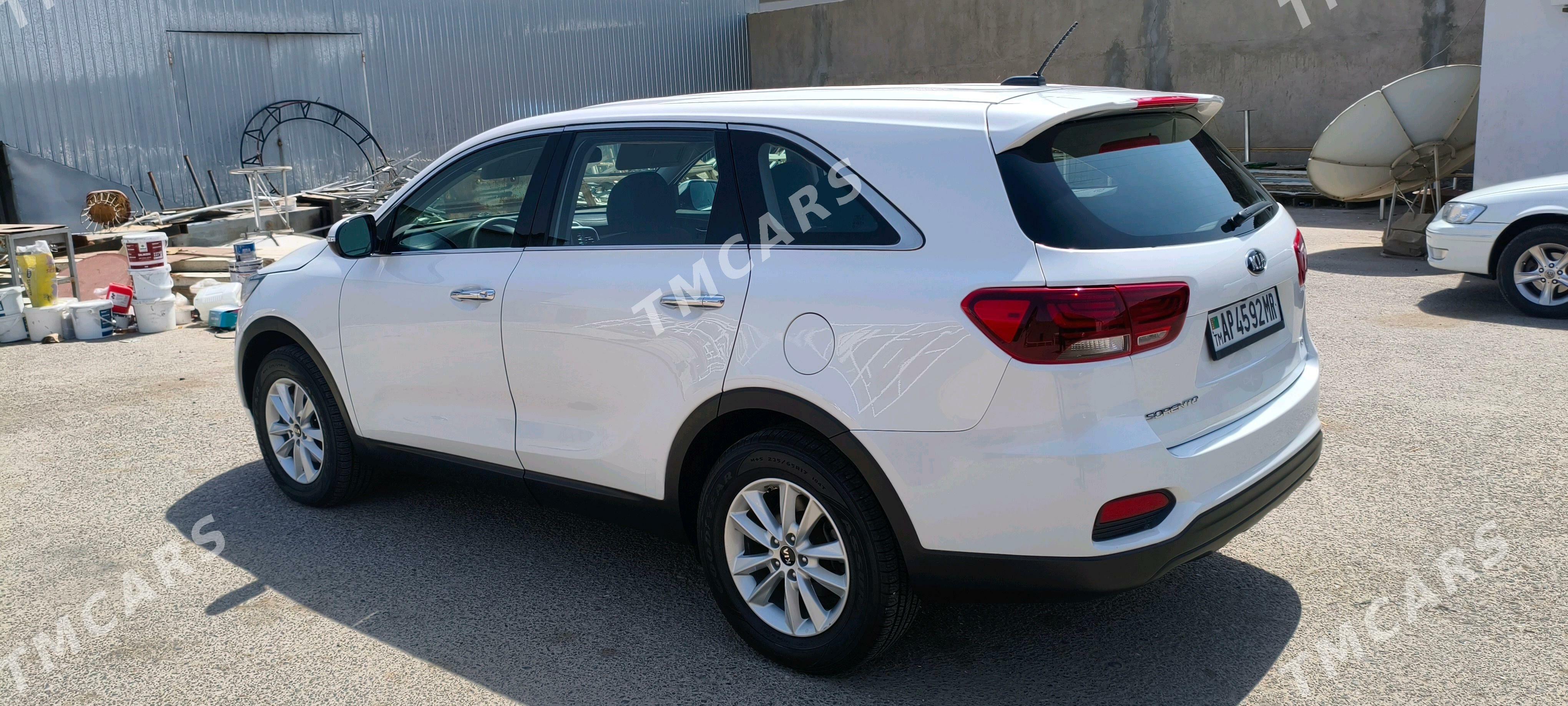 Kia Sorento 2019 - 300 000 TMT - Мары - img 9