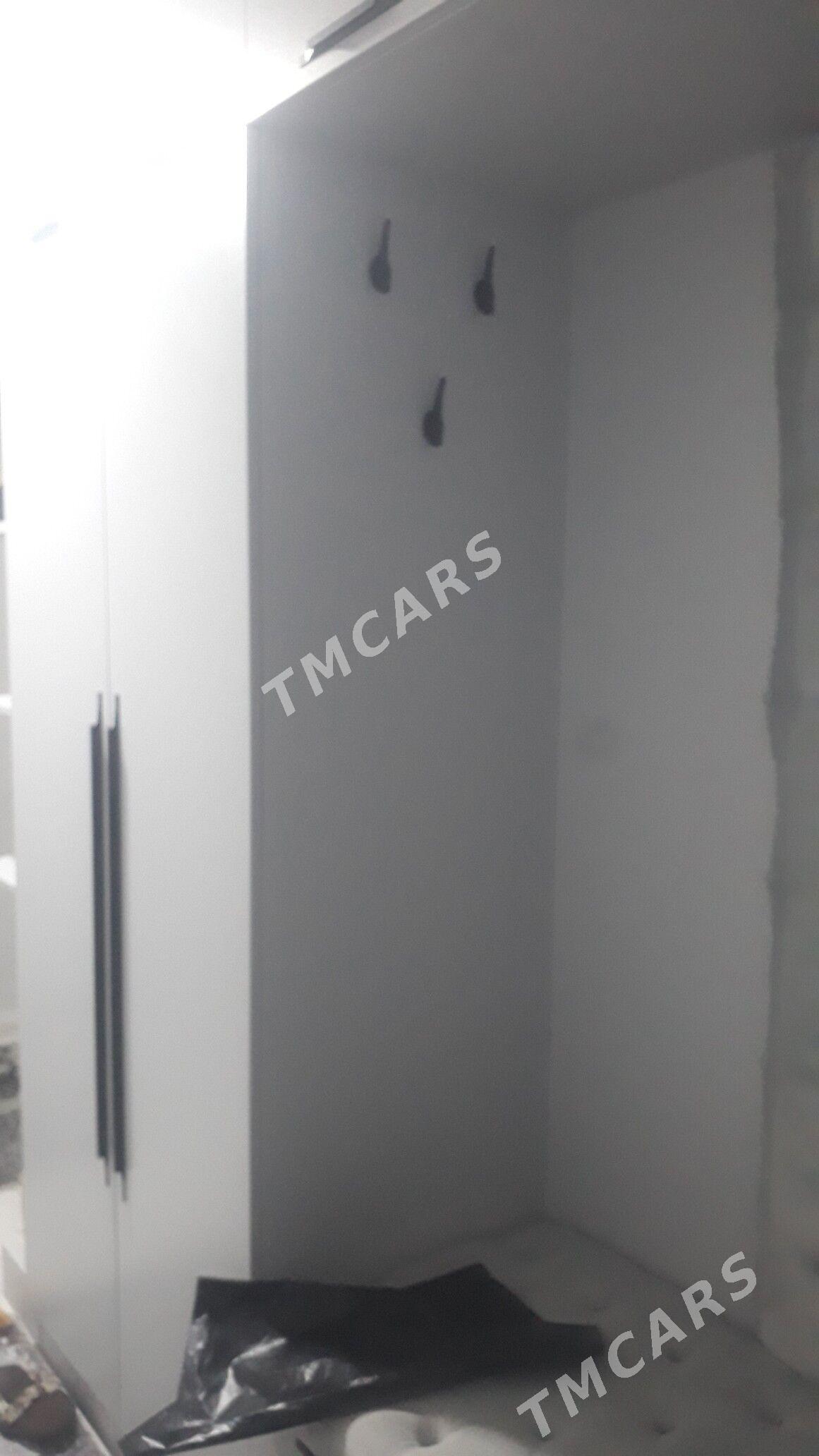 prihoşga - Мир 4 - img 3