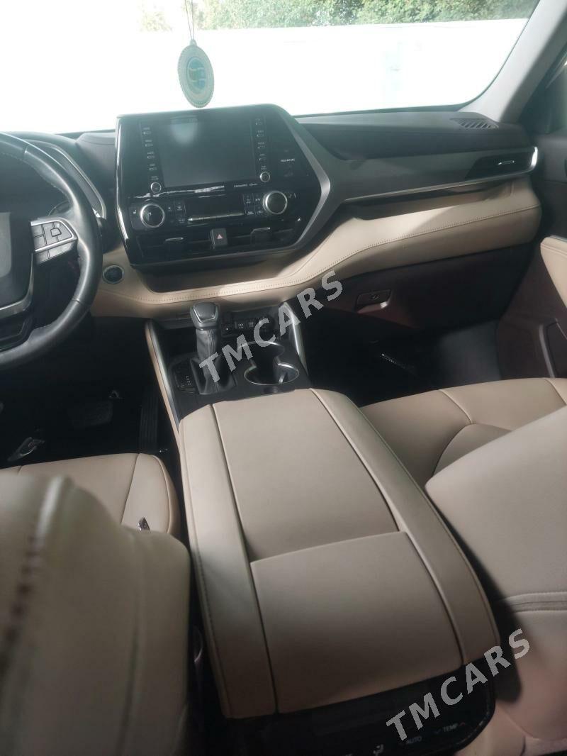 Toyota Camry 2021 - 630 000 TMT - Кипджак - img 4