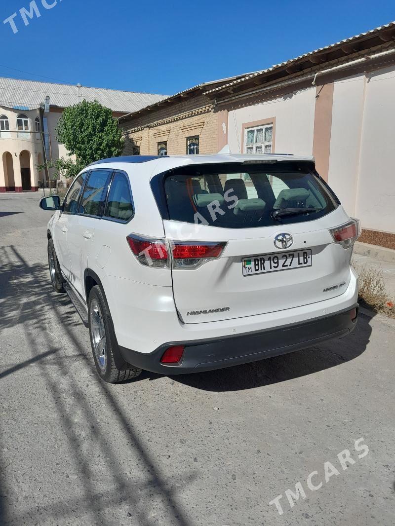 Toyota Highlander 2016 - 420 000 TMT - Туркменабат - img 2