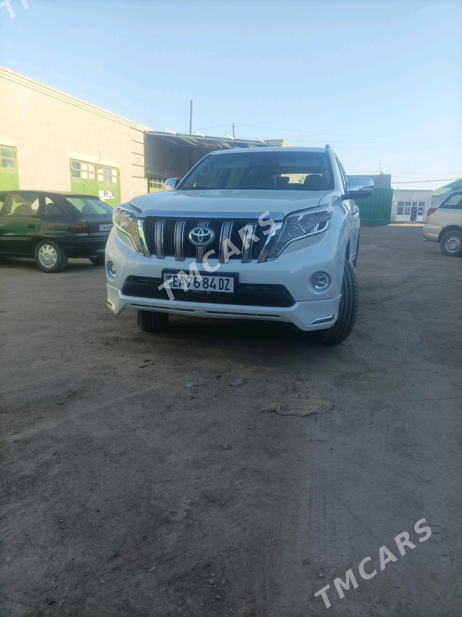 Toyota Land Cruiser Prado 2013 - 560 000 TMT - Кёнеургенч - img 1