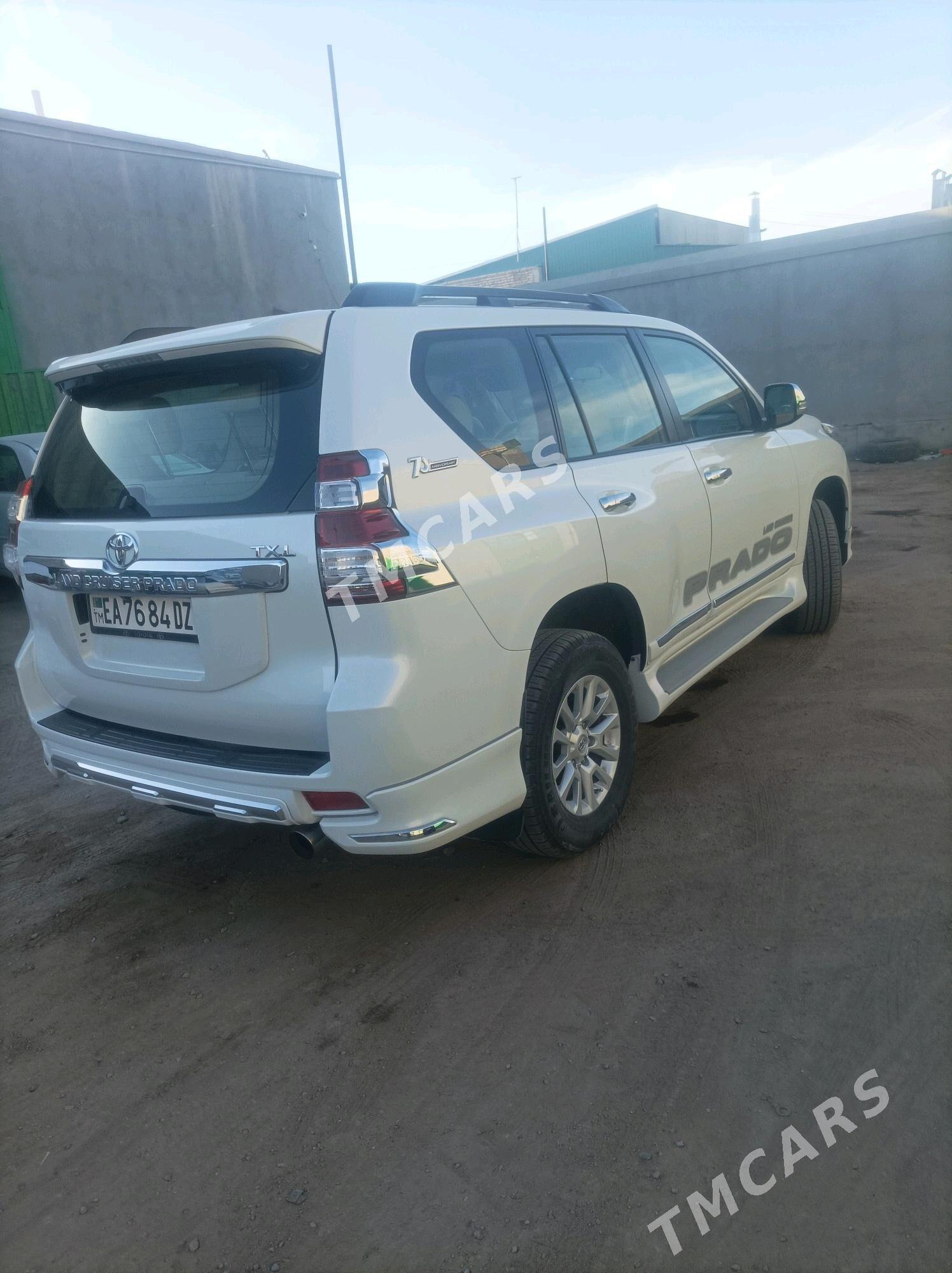 Toyota Land Cruiser Prado 2013 - 560 000 TMT - Кёнеургенч - img 6