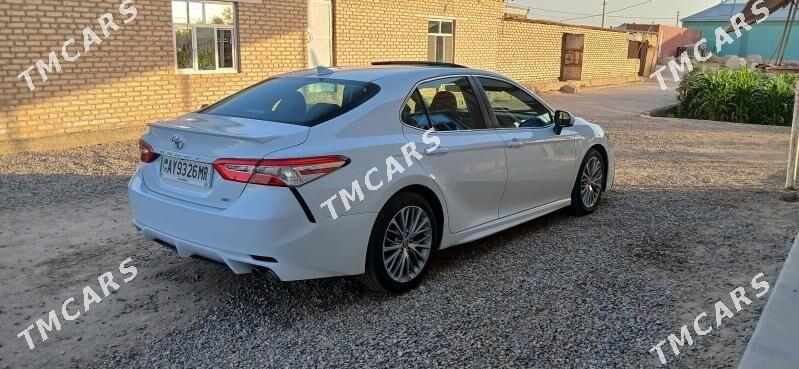 Toyota Camry 2020 - 320 000 TMT - Мары - img 3