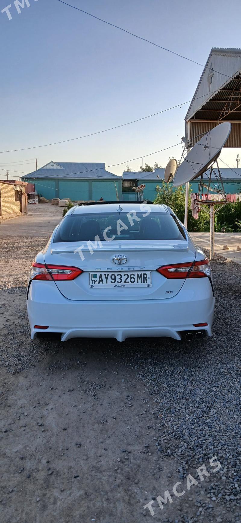 Toyota Camry 2020 - 320 000 TMT - Мары - img 9
