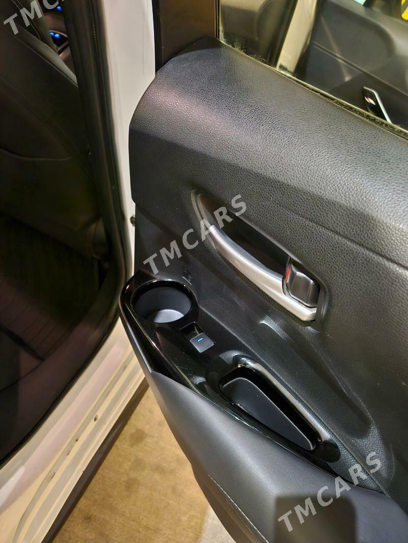 Toyota Corolla 2019 - 199 000 TMT - Ашхабад - img 8