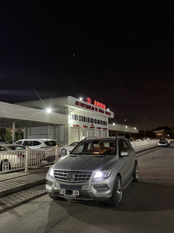 Mercedes-Benz ML350 2012 - 380 000 TMT - Aşgabat - img 9