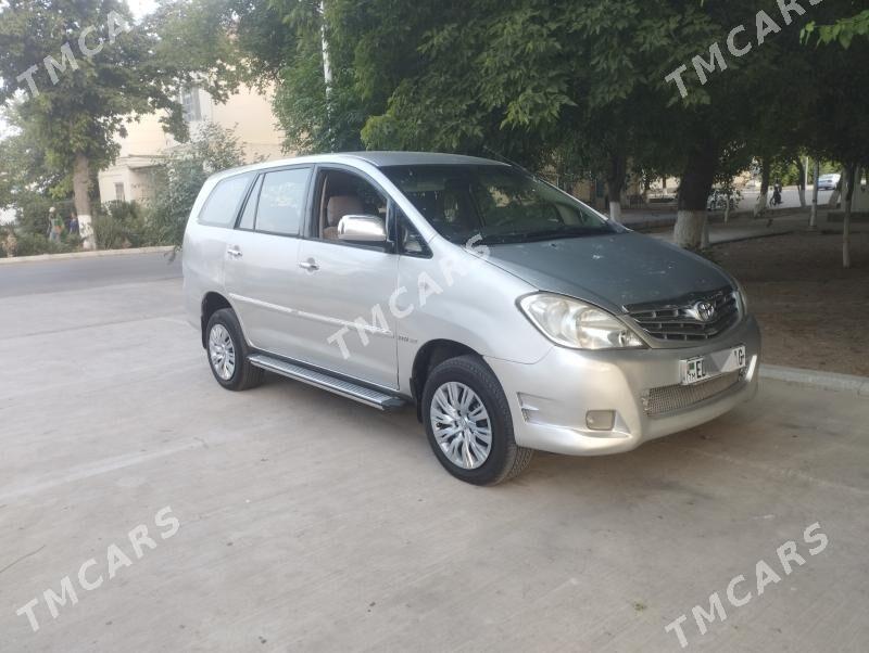 Toyota Innova 2010 - 180 000 TMT - 30 mkr - img 3