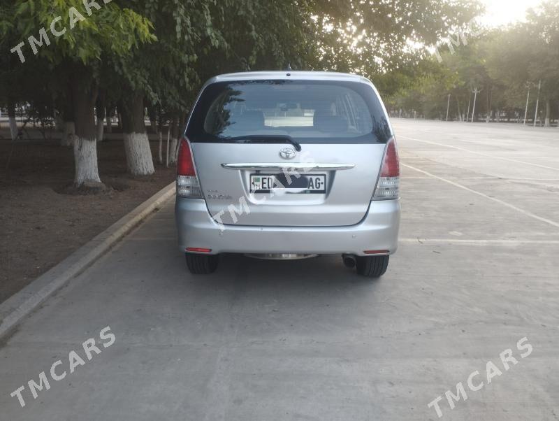 Toyota Innova 2010 - 180 000 TMT - 30 mkr - img 5