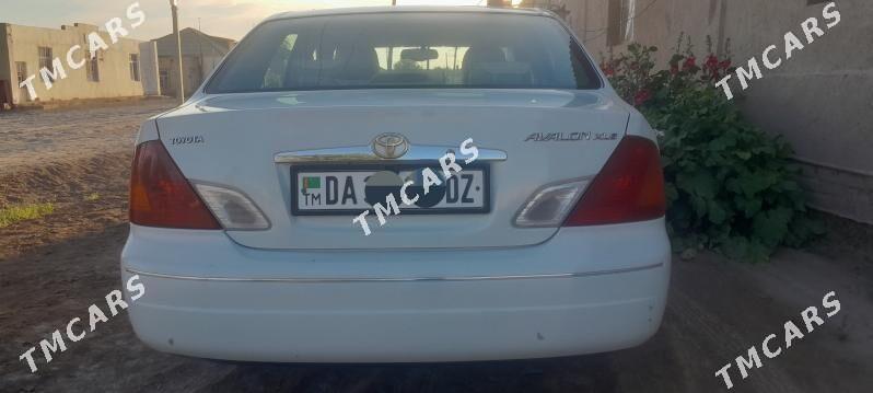 Toyota Avalon 2000 - 160 000 TMT - етр. Туркменбаши - img 2